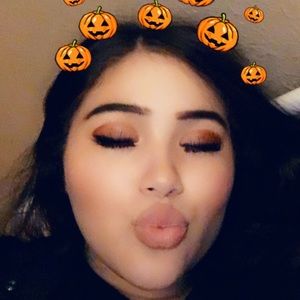 Meet your Posher, Anita